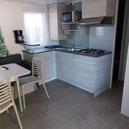 Mobil Home L'Eau Vive Les Arcs-sur-Argens Ngoại thất bức ảnh