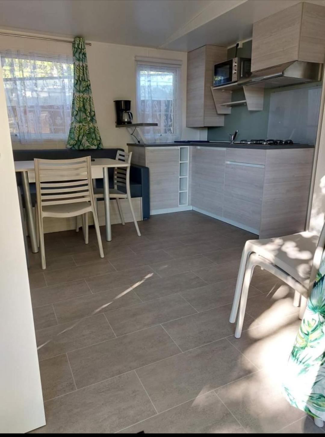 Mobil Home L'Eau Vive Les Arcs-sur-Argens Ngoại thất bức ảnh